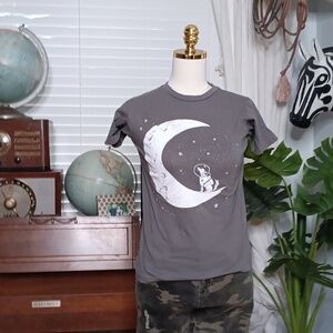 Cute graphic tee dog on moon